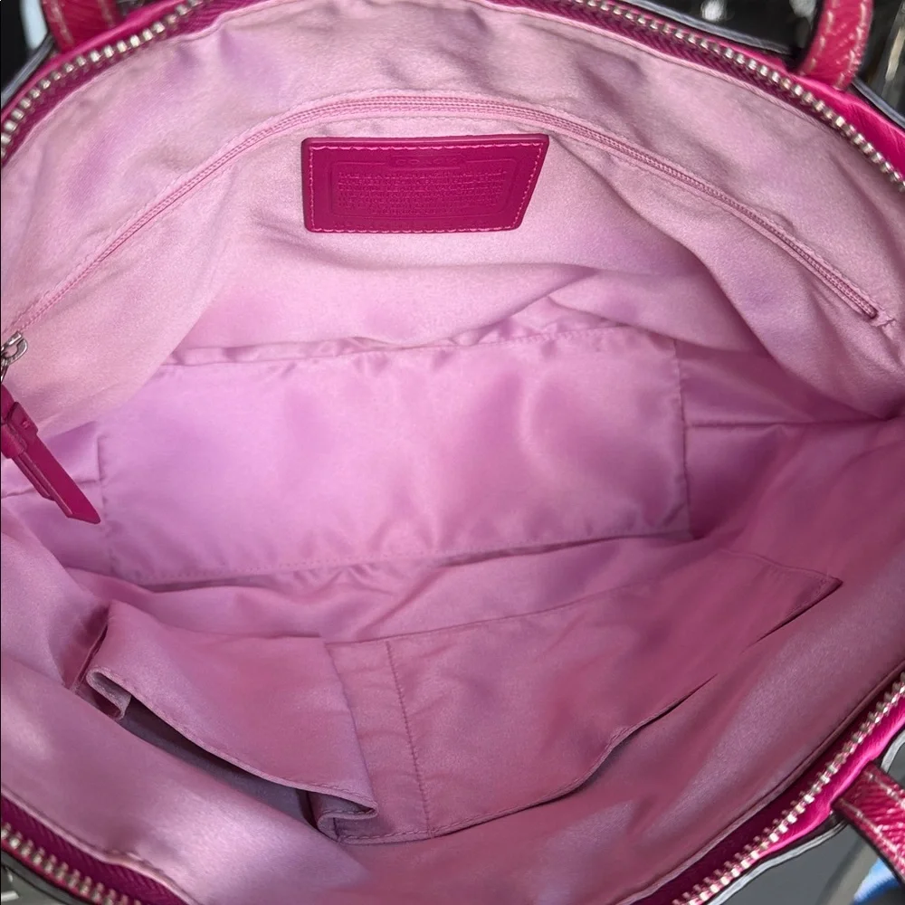 COACH Signature Berry Pink Patent Leather Tote Bag - Picture 10 of 16